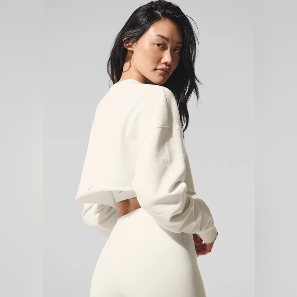 ALO Yoga Cream Women's Sweater